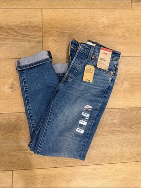 Levi's Wedgie Straight High Rise Denim Jeans Size 25 x 28